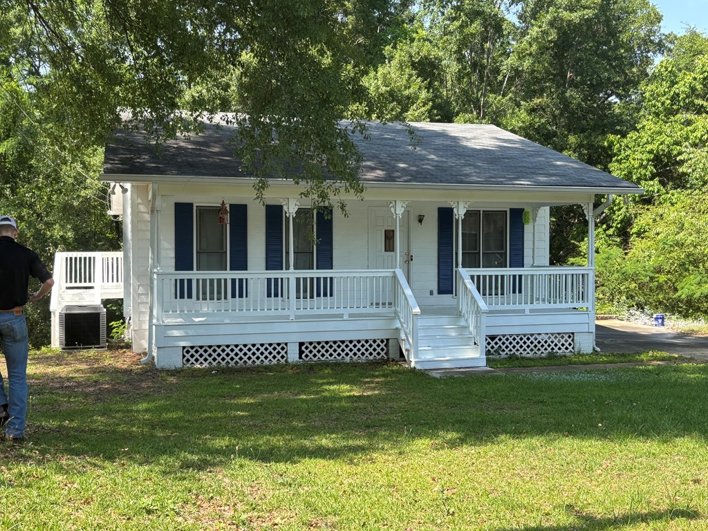 106 Ruth Road