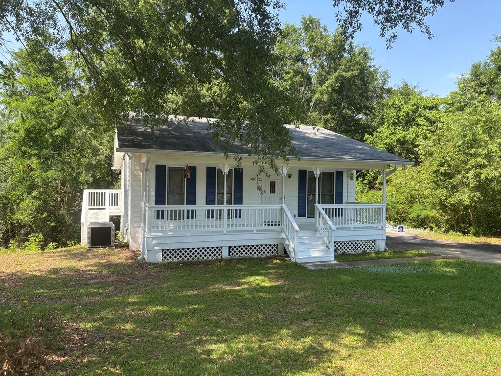106 Ruth Road