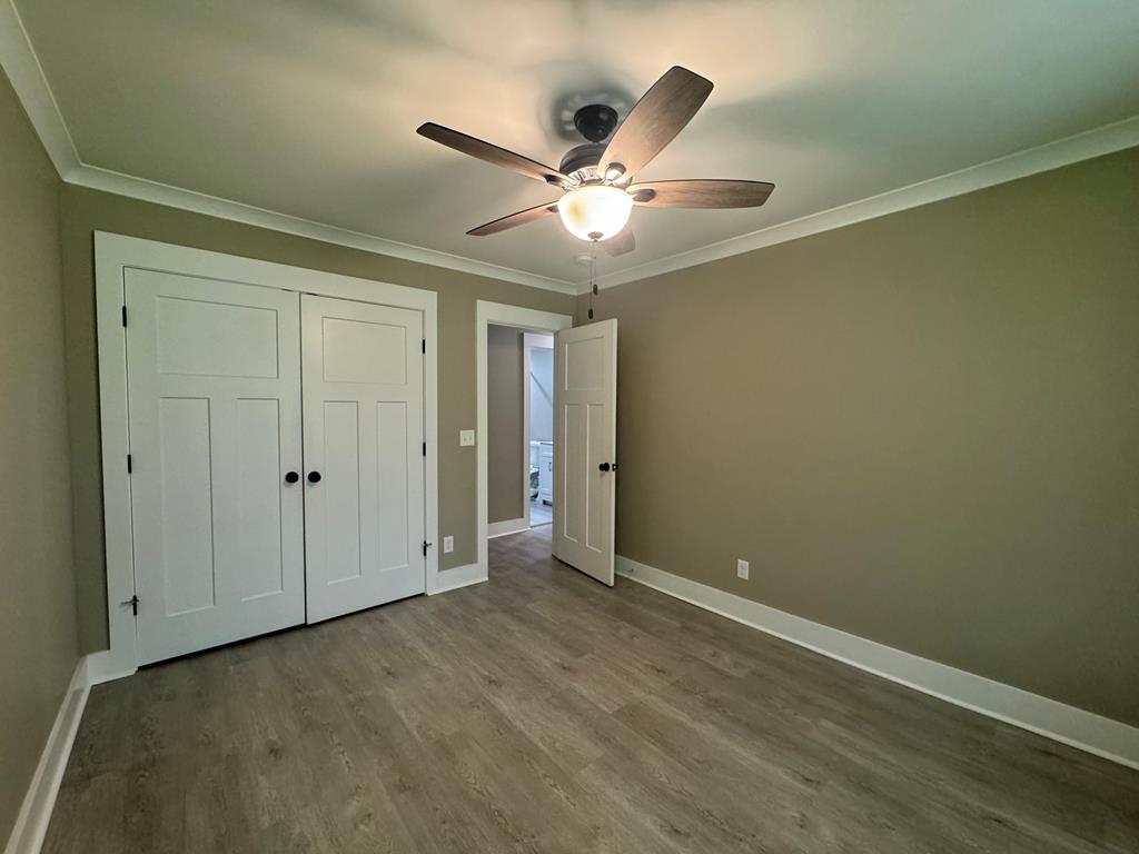 368 River Rd
