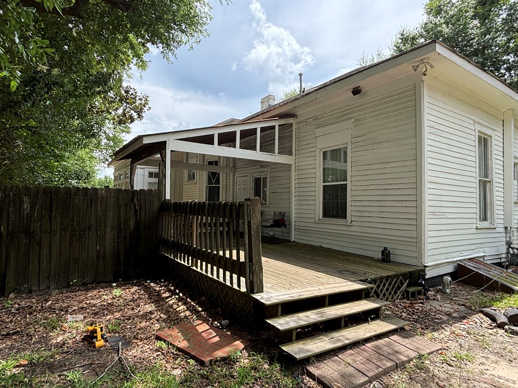 105 Montgomery Street