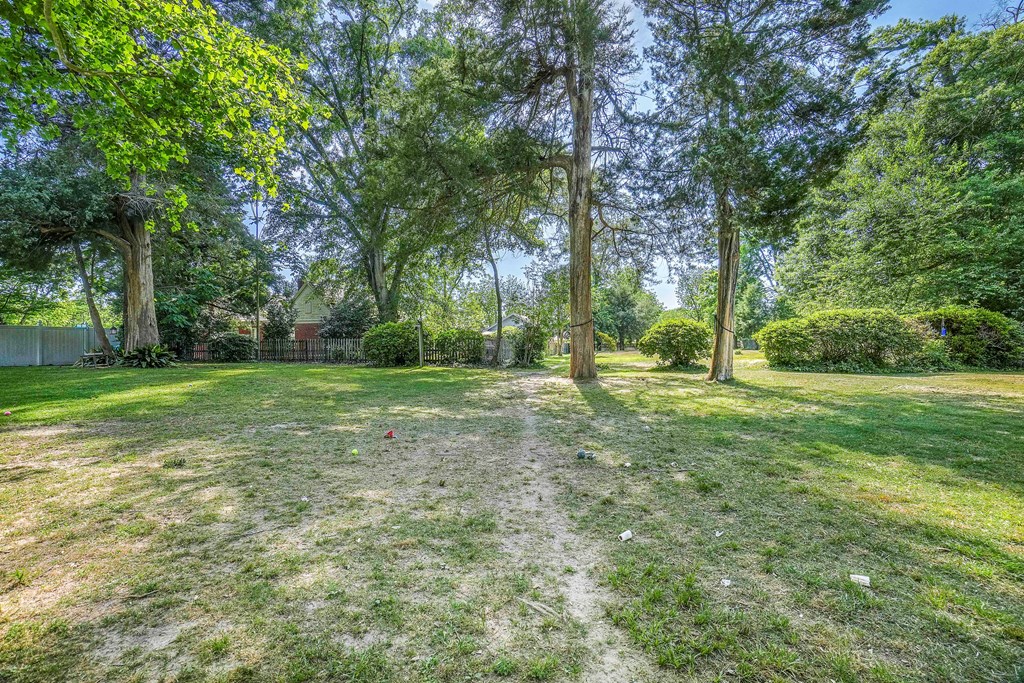 100 S Franklin Avenue