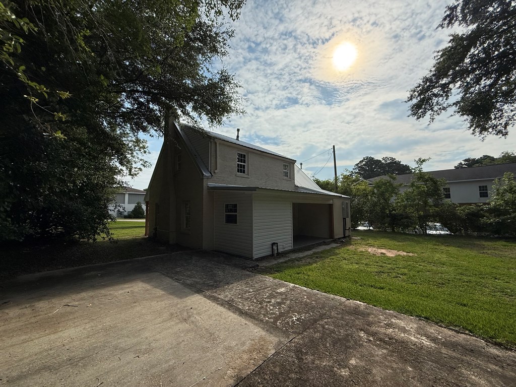 115 Highland Ave