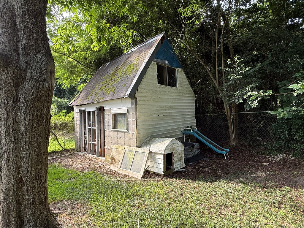 115 Highland Ave
