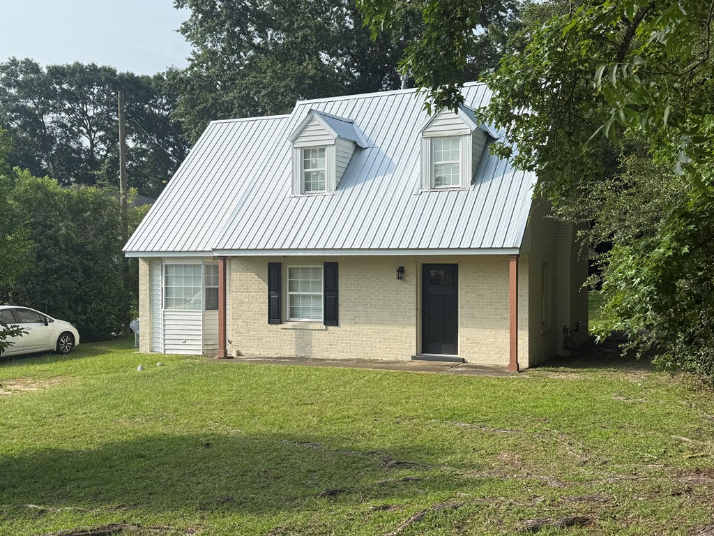 115 Highland Ave