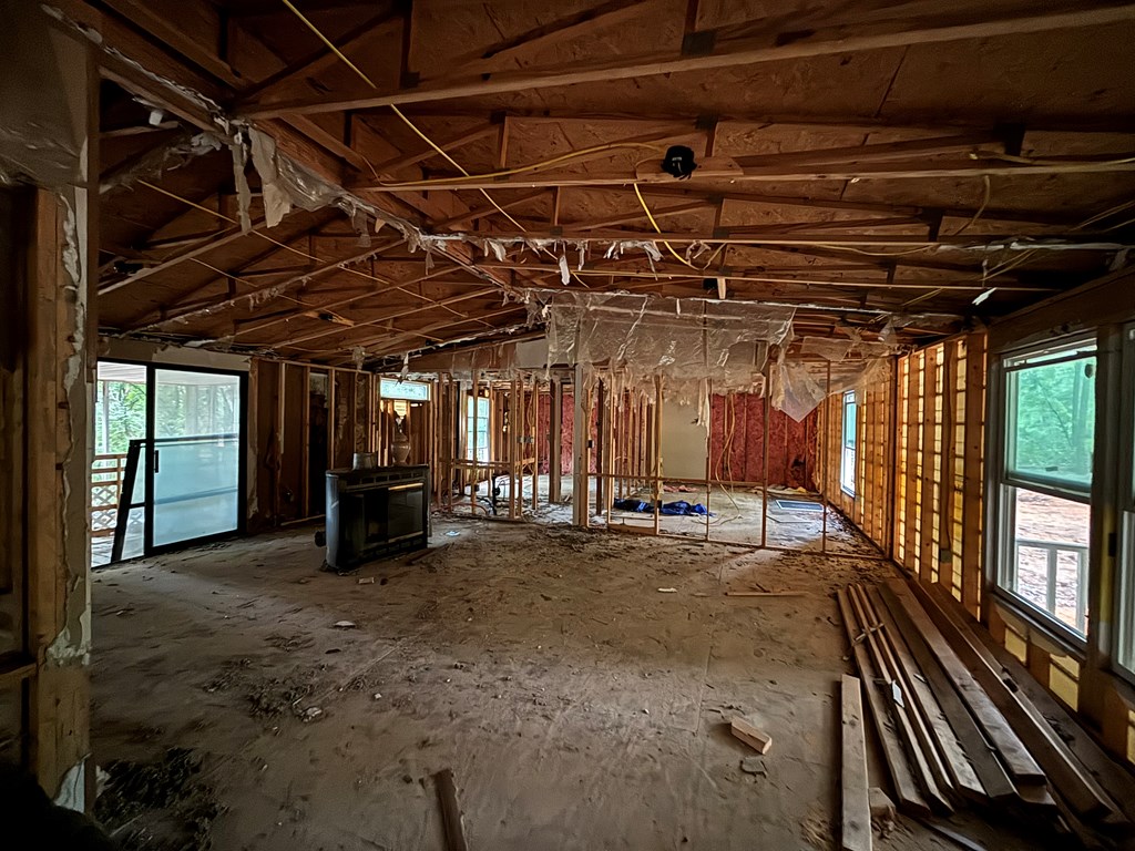 1493 County Road 6600