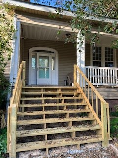 186 Oak Street