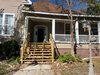 186 Oak Street