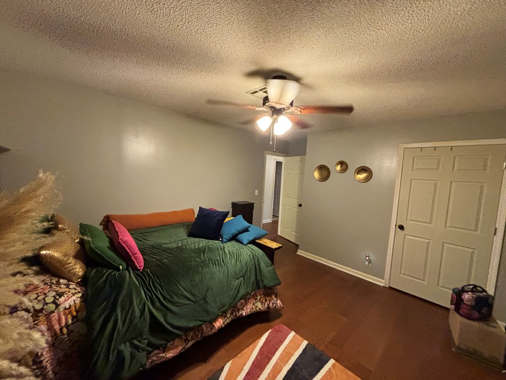 301 Honeysuckle Road