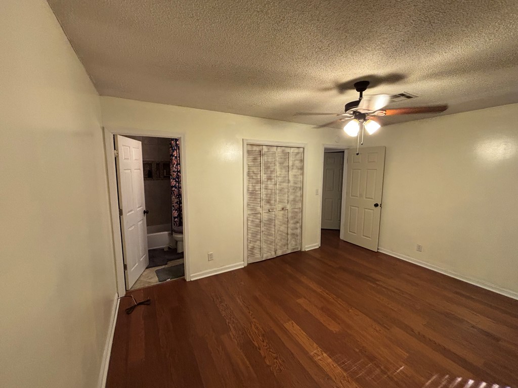 301 Honeysuckle Road