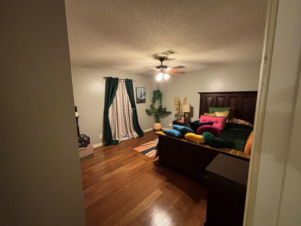 301 Honeysuckle Road