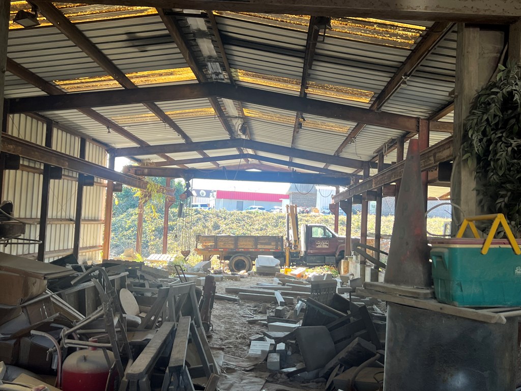 902 South Brundidge Street