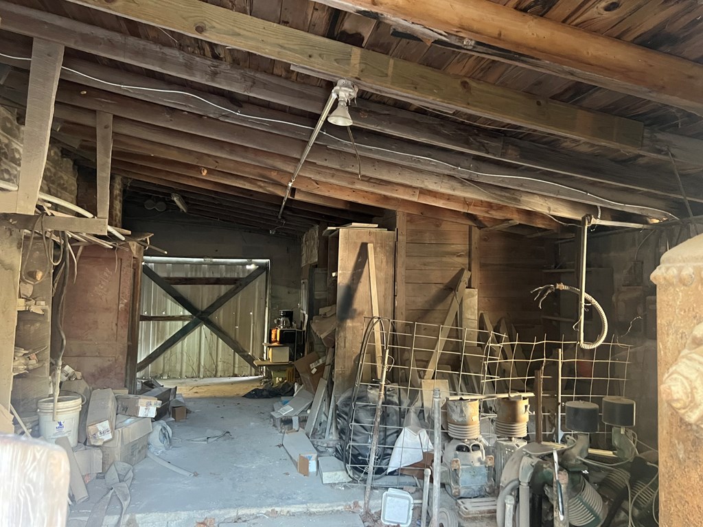 902 South Brundidge Street