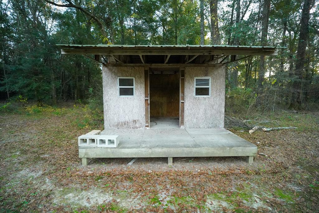 1976 County Road 109