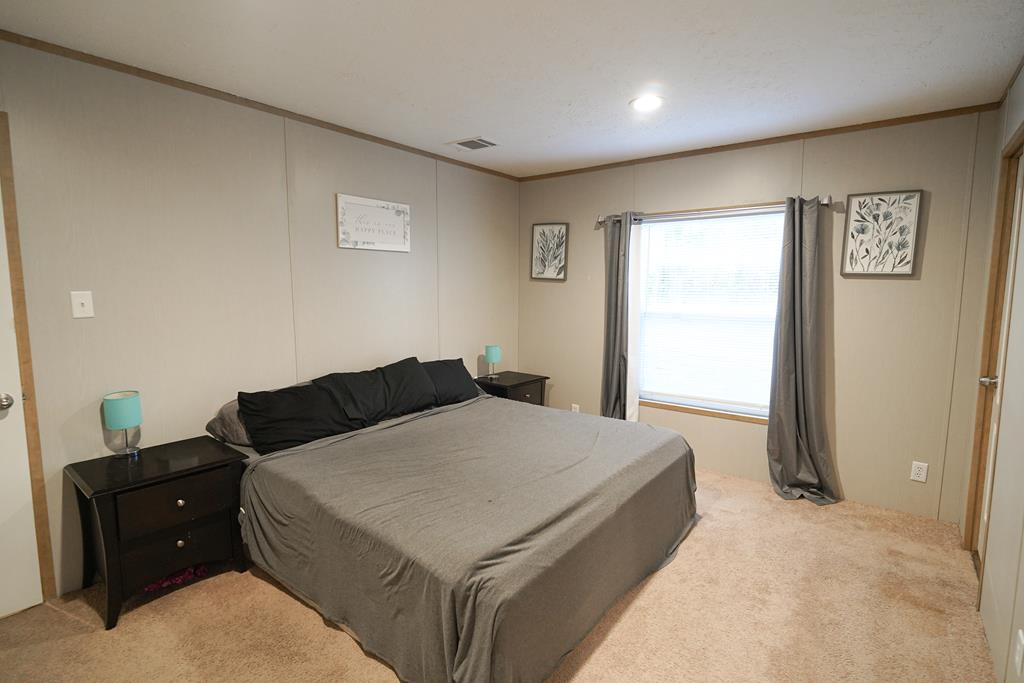 1976 County Road 109