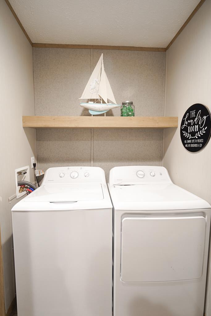 1976 County Road 109