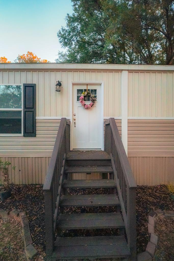 1976 County Road 109