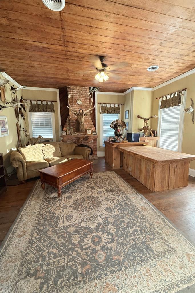 321&317 S 3 Notch Street