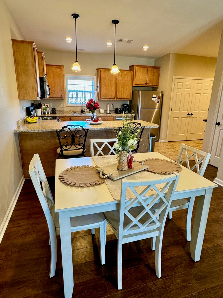 1402 Park Street, Unit 11