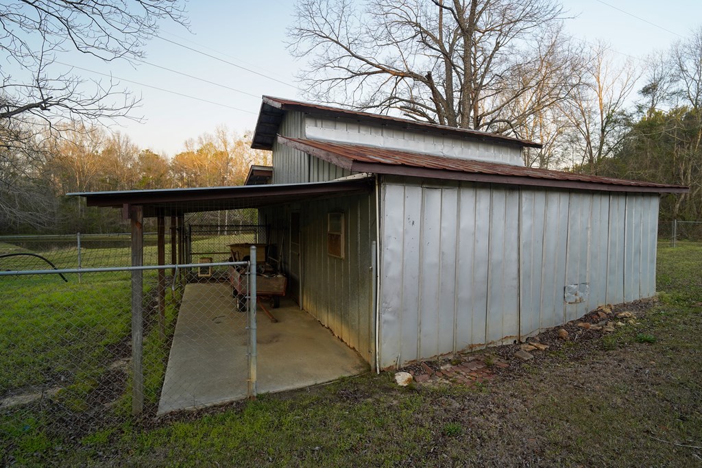 2130 County Road 6600