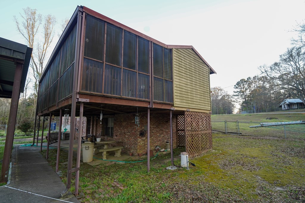 2130 County Road 6600