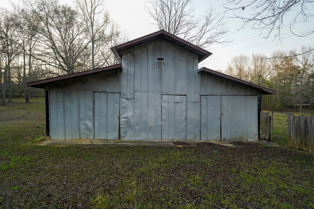 2130 County Road 6600