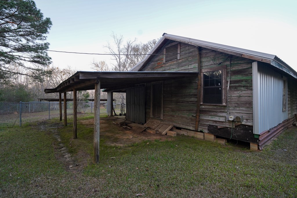 2130 County Road 6600