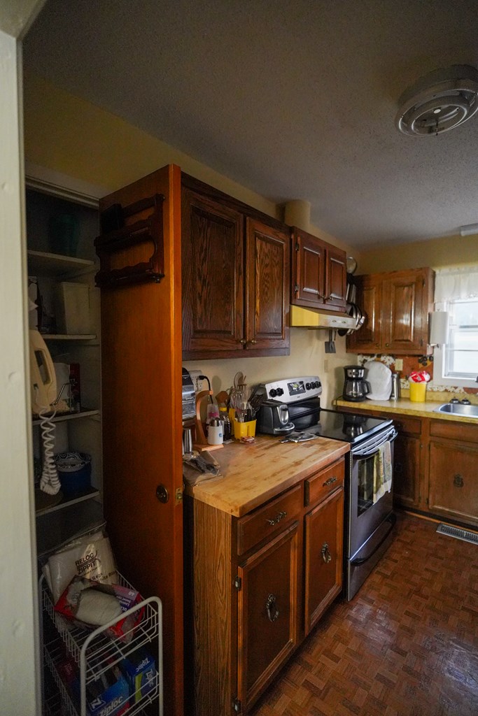 2130 County Road 6600