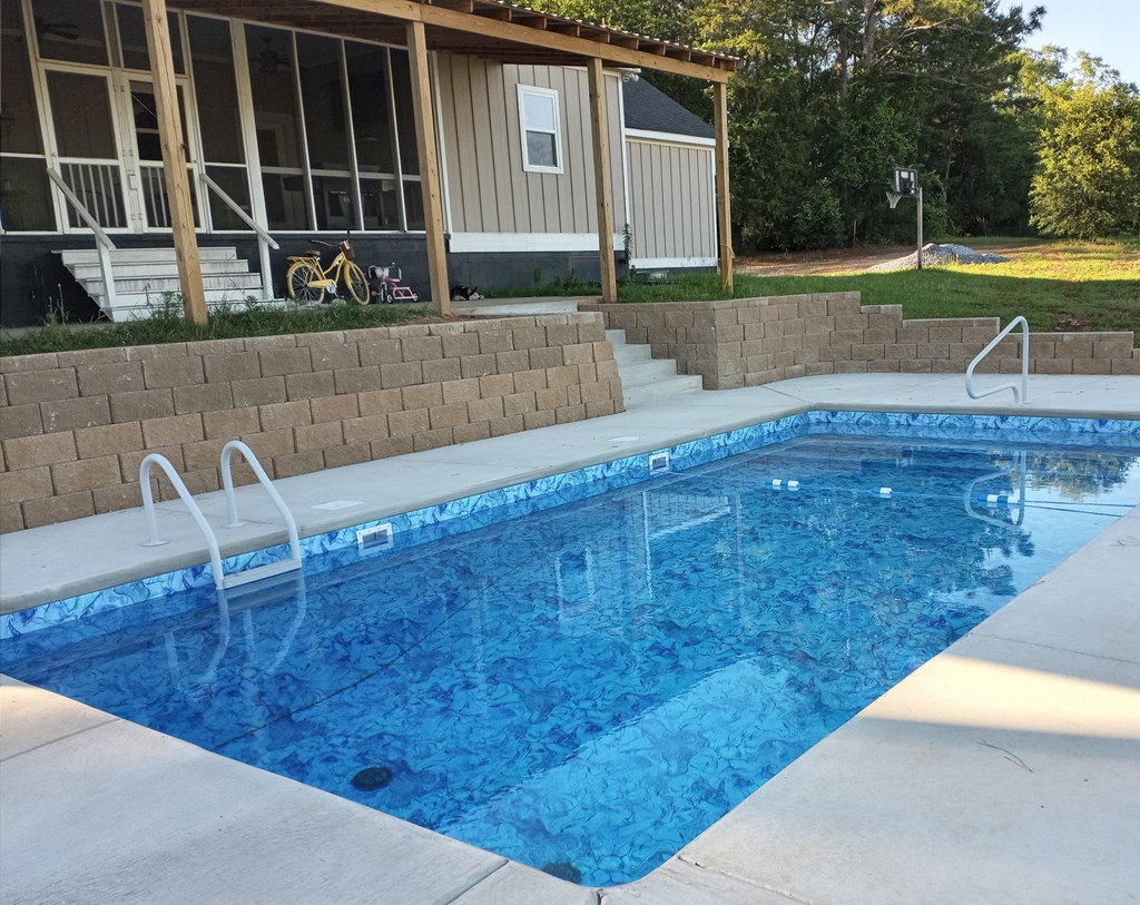 1545 County Road 2203