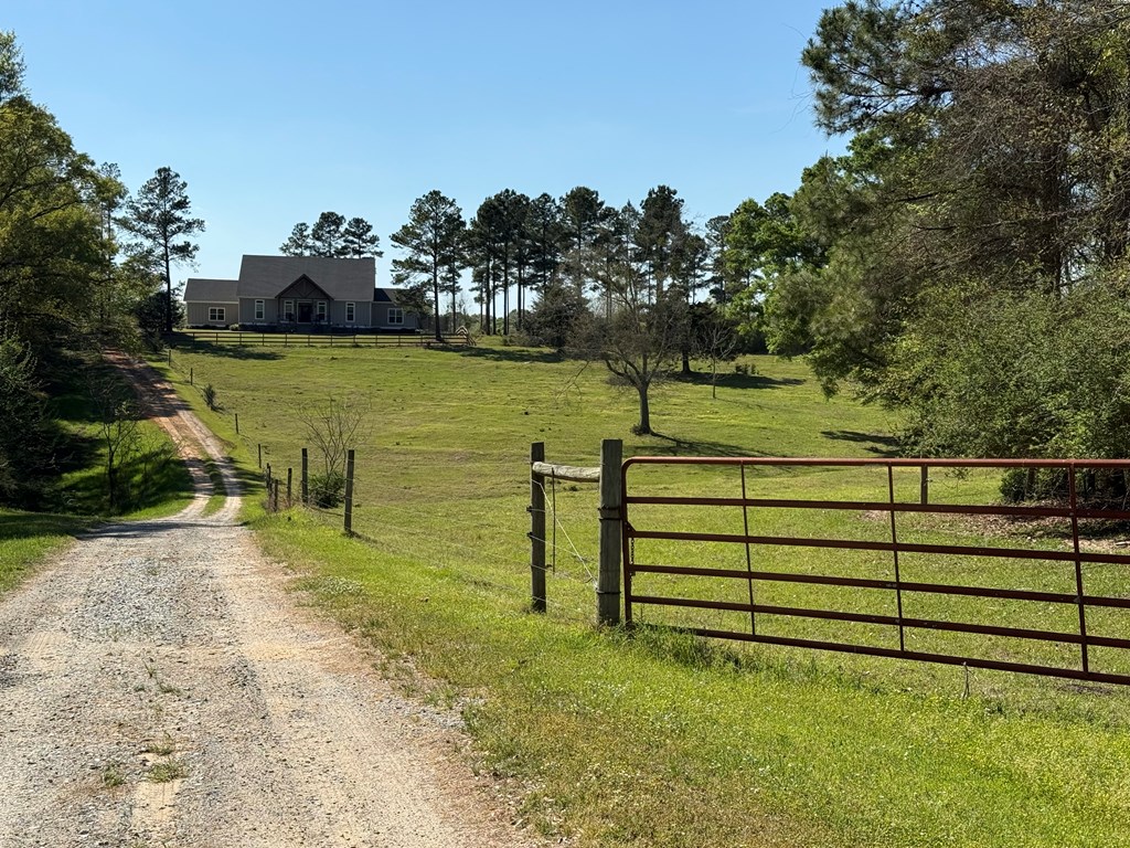 1545 County Road 2203