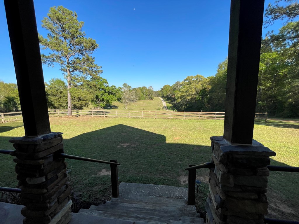 1545 County Road 2203