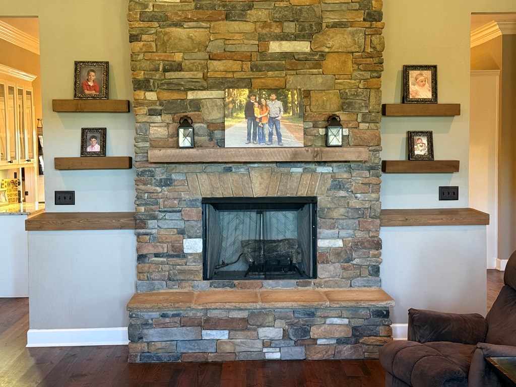 1545 County Road 2203