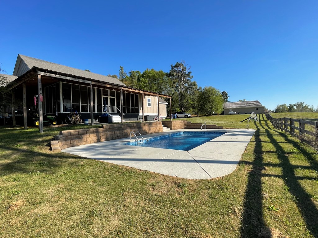 1545 County Road 2203