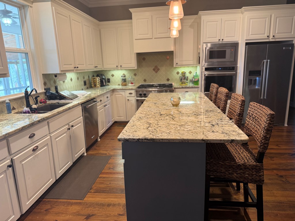 1545 County Road 2203