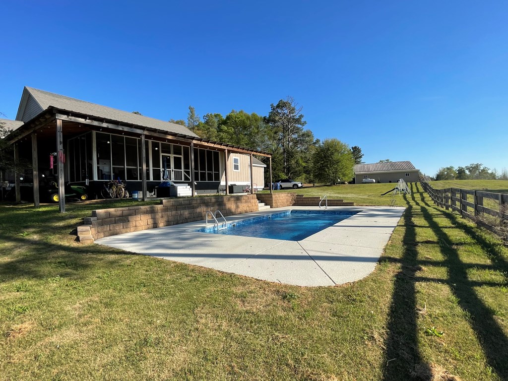 1545 County Road 2203