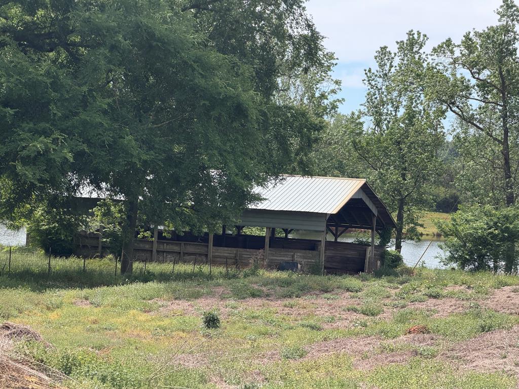 691 County Road 3310