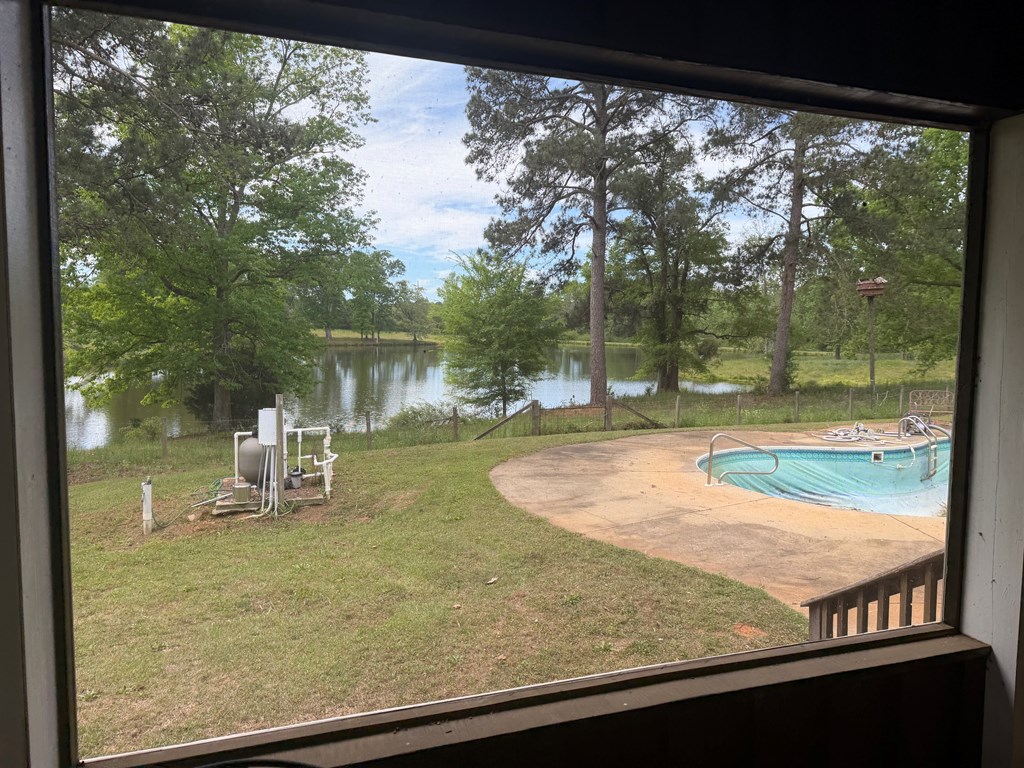 691 County Road 3310