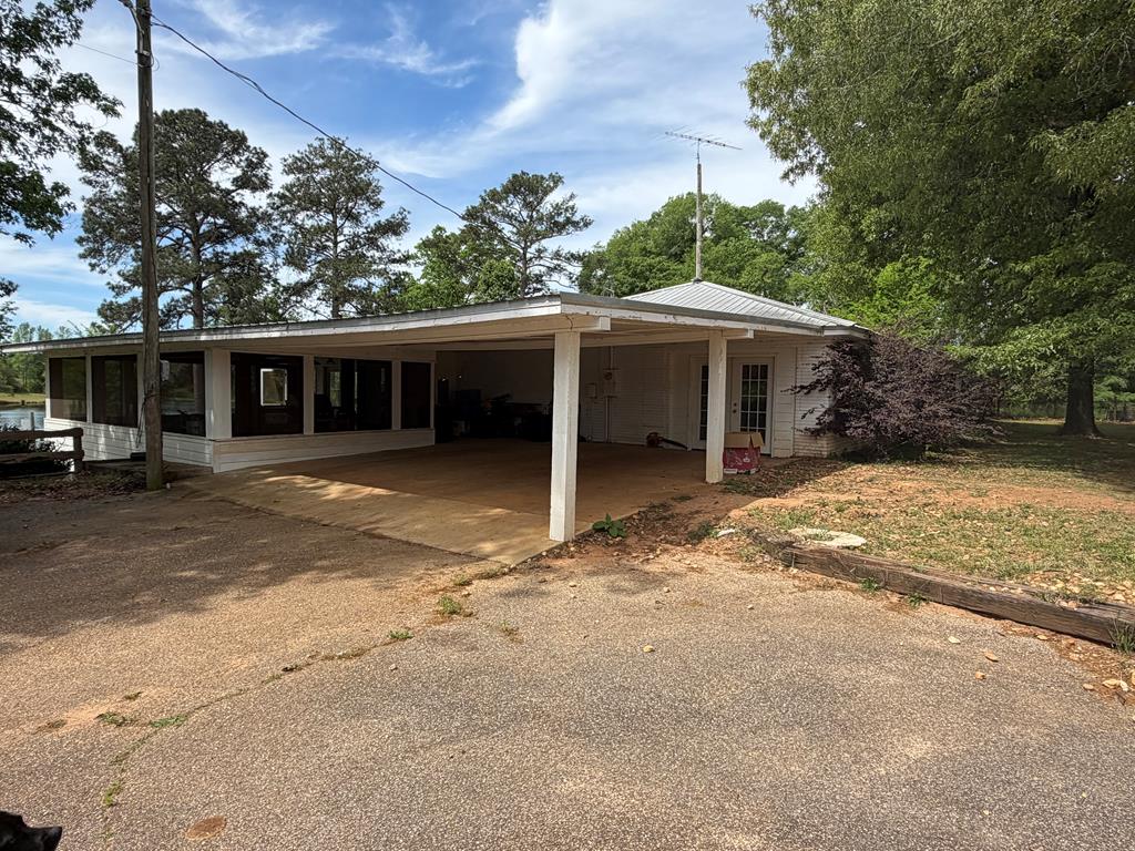 691 County Road 3310