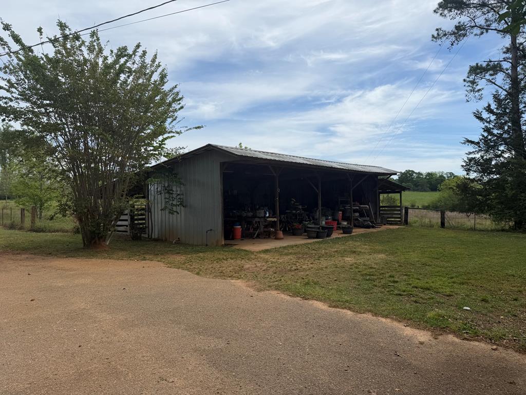 691 County Road 3310