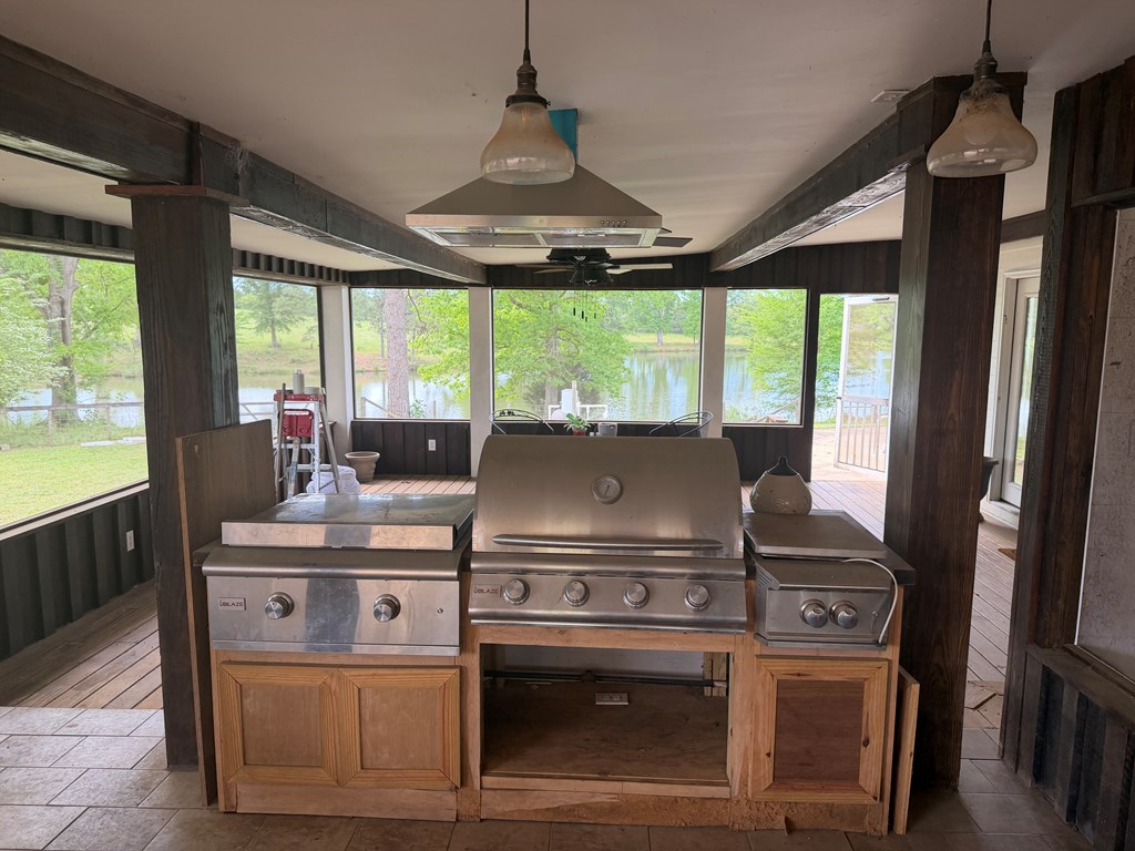 691 County Road 3310