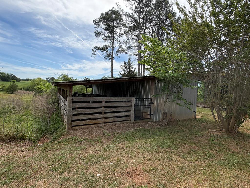 691 County Road 3310