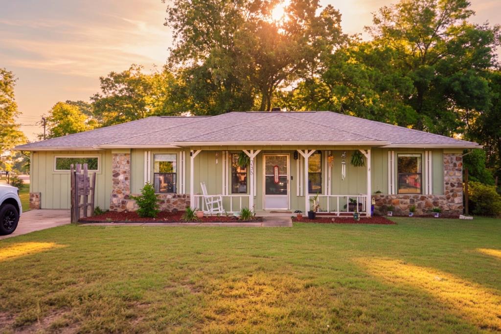 238 Juniper Dr