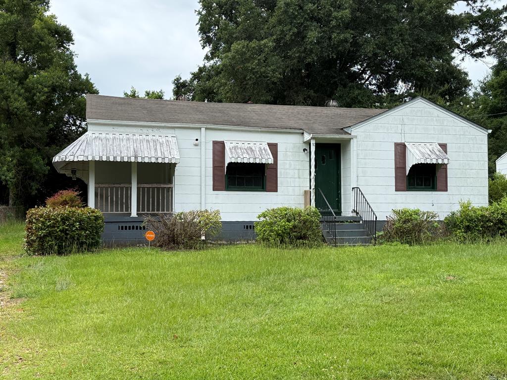 110 White Drive