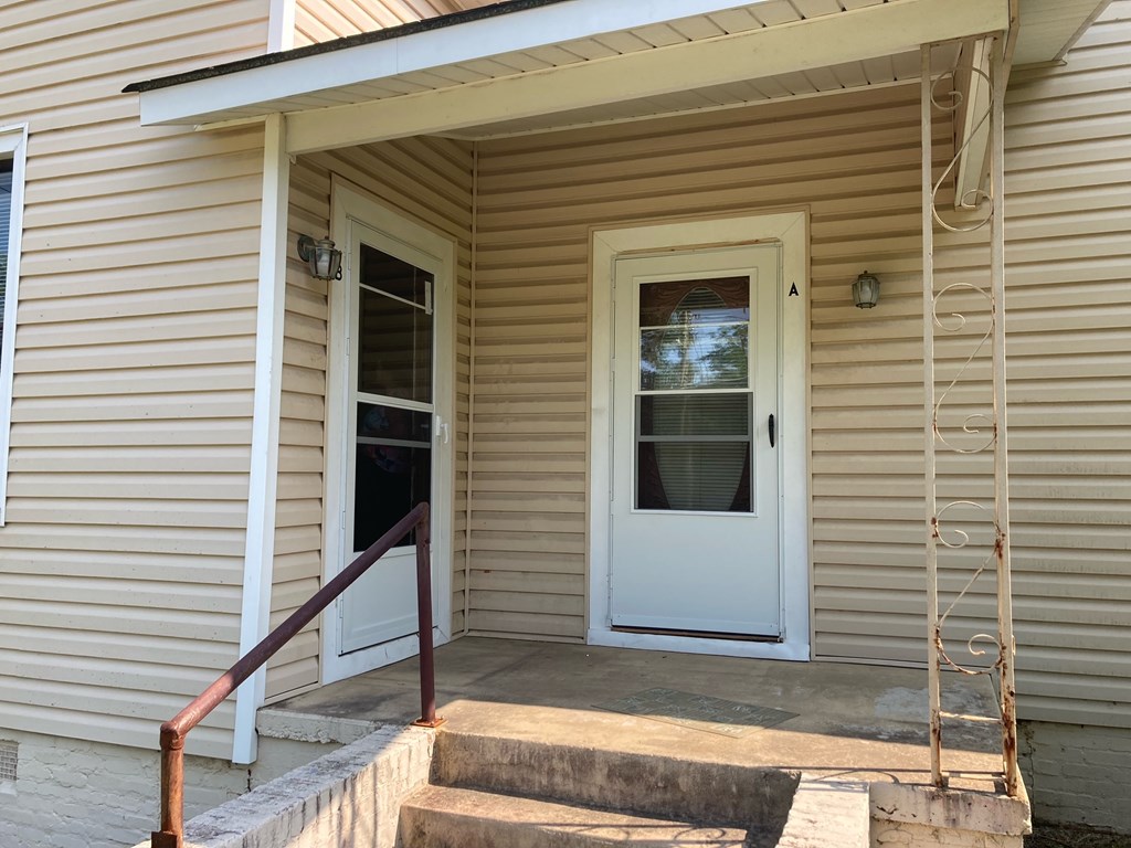 307-B Montgomery Street