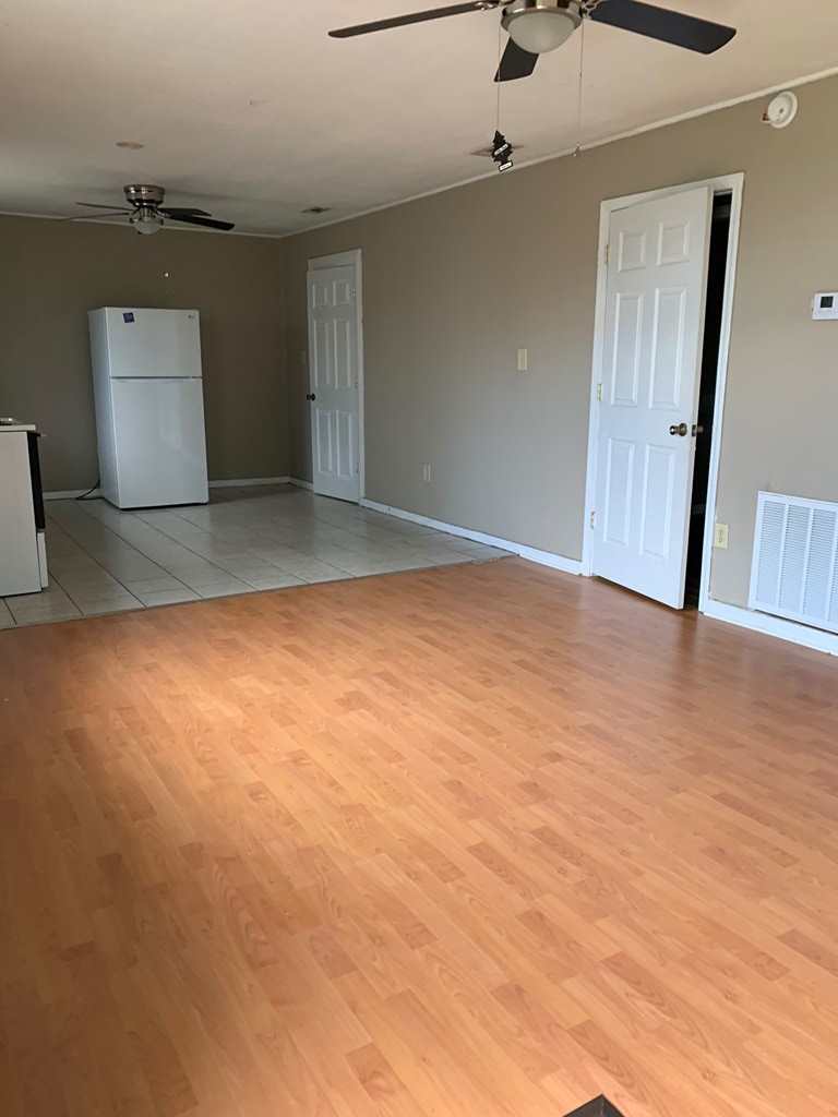 113-B University Ave