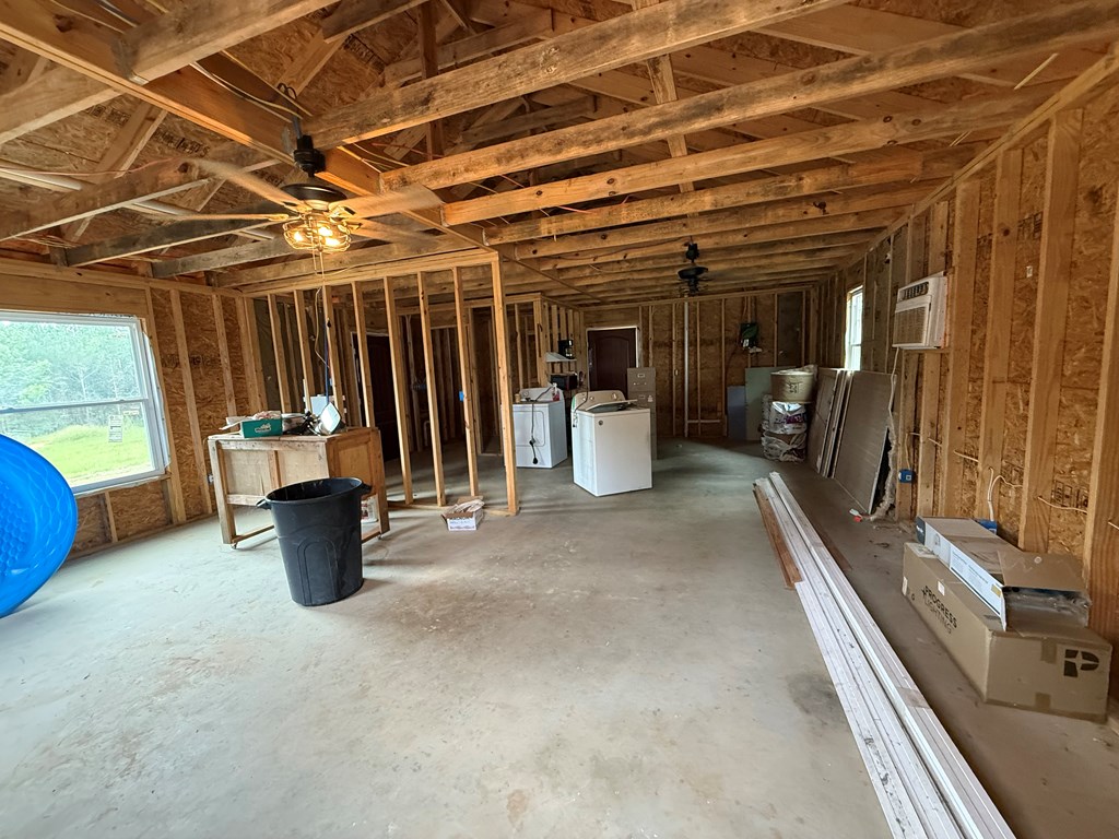 410 County Rd 2401