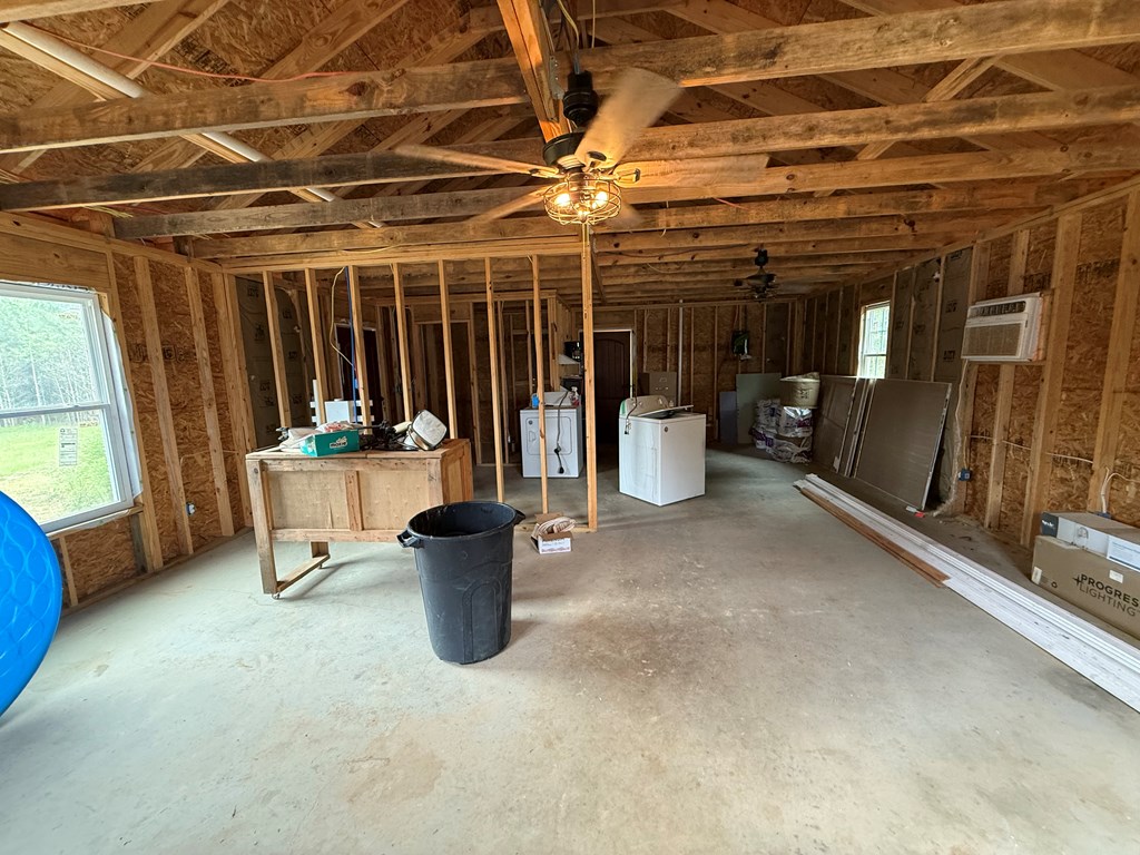 410 County Rd 2401