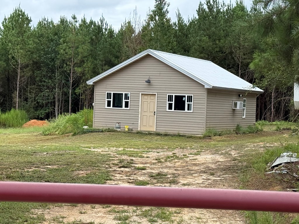 410 County Rd 2401