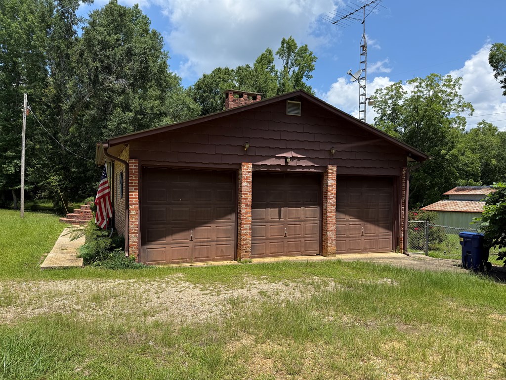 2130 County Road 6600