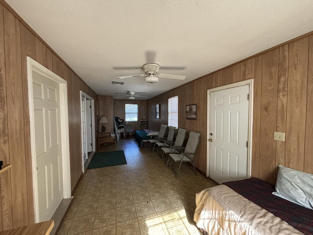 2827 Hwy 10
