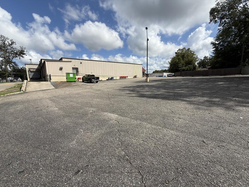 553 North Main Street